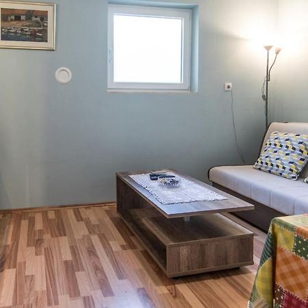 Apartment Zelina Мали-Лошинь Экстерьер фото